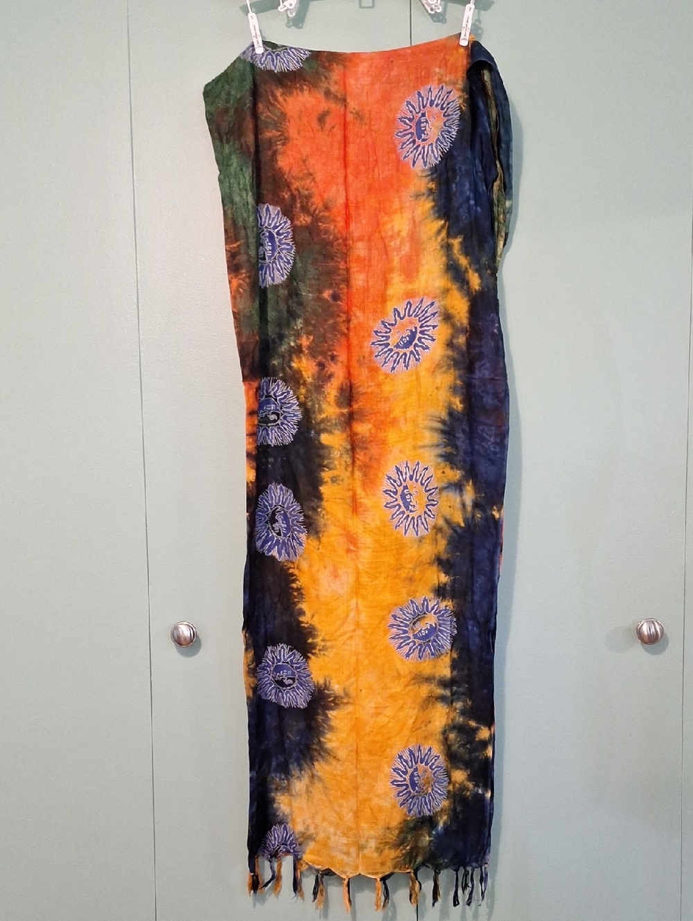 Multicolor Tie Dye Sun Design Scarf